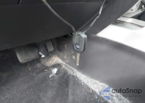 2010 Ford Escape Xlt из США, поврежденный, VIN 1FMCU0DG0AKB64228